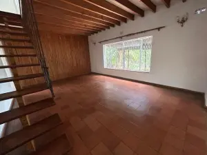 5 Bedroom House to Rent in Mandara