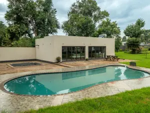 4 Bedroom House to Rent in Mount Pleasant