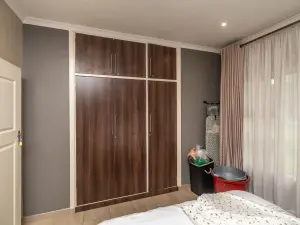 4 Bedroom House to Rent in Mount Pleasant