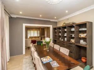 4 Bedroom House to Rent in Mount Pleasant