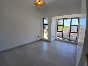 Flat/Apartment to Rent in Borrowdale