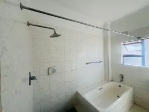 Flat/Apartment to Rent in Greendale