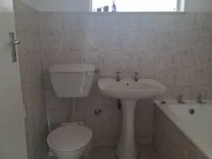 Flat/Apartment to Rent in Avenues