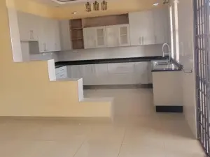 Townhouse/Cluster to Rent in Greendale