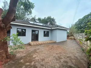 3 Bedroom Cottage/Garden Flat to Rent in Marlborough