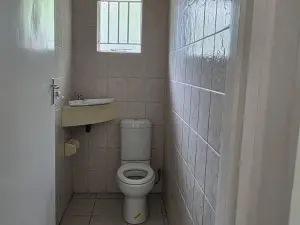 5 Bedroom House to Rent in Highlands