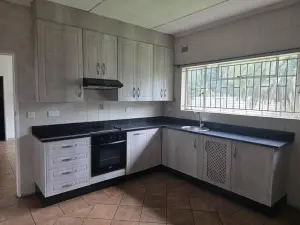 5 Bedroom House to Rent in Highlands