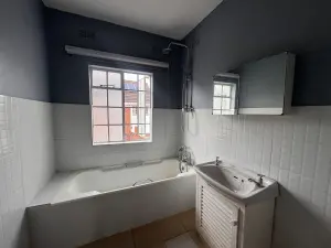 Flat/Apartment to Rent in Borrowdale