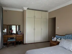 5 Bedroom House to Rent in Borrowdale