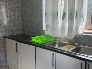 4 Bedroom House to Rent in Gletwin Park