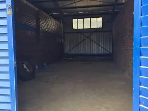 Warehouse/Industrial to Rent in Westlea