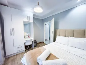 2 Bedroom Cottage/Garden Flat to Rent in Greystone Park