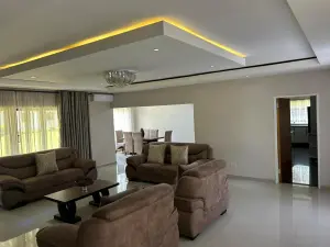 House to Rent in Highlands