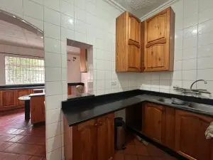 4 Bedroom House to Rent in Westgate