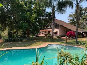 5 Bedroom House to Rent in Highlands