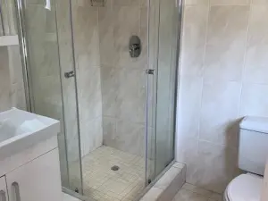 5 Bedroom House to Rent in Highlands