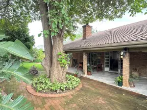 Townhouse/Cluster to Rent in Newlands