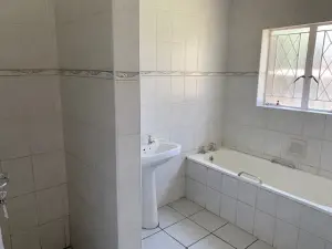 3 Bedroom House to Rent in Westgate