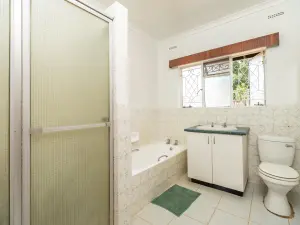 4 Bedroom House to Rent in Borrowdale