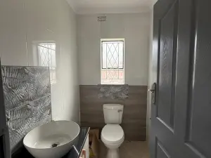 Townhouse/Cluster to Rent in Greendale