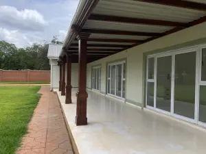 4 Bedroom House to Rent in Borrowdale