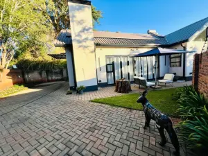 2 Bedroom House to Rent in Highlands