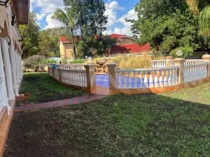 9 Bedroom House to Rent in Greystone Park