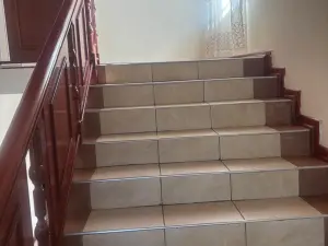 9 Bedroom House to Rent in Greystone Park