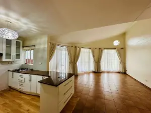 Townhouse/Cluster to Rent in Westgate