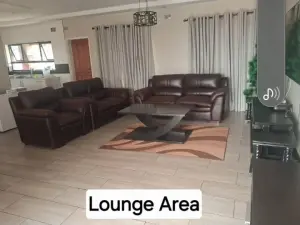 3 Bedroom Cottage/Garden Flat to Rent in Westgate