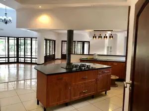 4 Bedroom House to Rent in Ballantyne Park