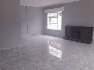 3 Bedroom House to Rent in Avonlea