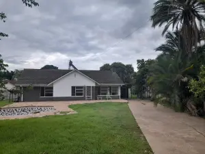 3 Bedroom House to Rent in Greencroft