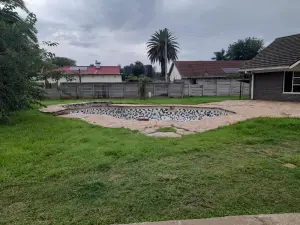 3 Bedroom House to Rent in Greencroft