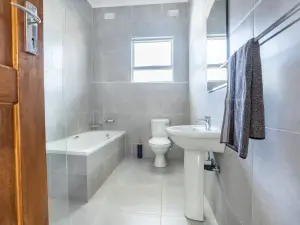 Townhouse/Cluster to Rent in Highlands