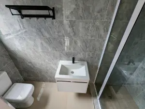 3 Bedroom Cottage/Garden Flat to Rent in Avondale West