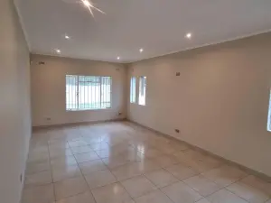 6 Bedroom House to Rent in Avondale West
