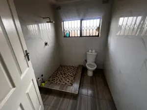 4 Bedroom House to Rent in Marimba Park