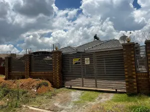 4 Bedroom House to Rent in Marimba Park