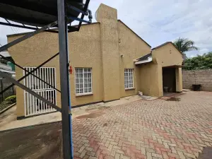 3 Bedroom House to Rent in Madokero Estates