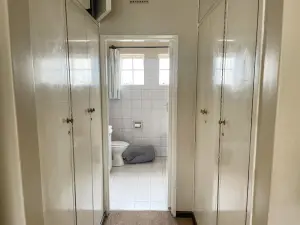 2 Bedroom Cottage/Garden Flat to Rent in Belgravia