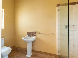 4 Bedroom House to Rent in Glen Lorne