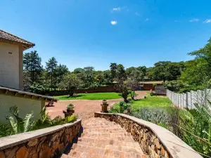 4 Bedroom House to Rent in Glen Lorne