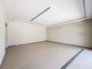 Townhouse/Cluster to Rent in Marlborough