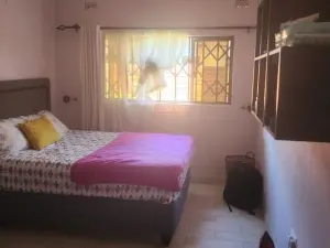 4 Bedroom House to Rent in Madokero Estates
