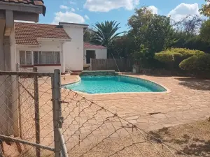 Office to Rent in Upper Hillside