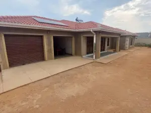 5 Bedroom House to Rent in Zimre Park