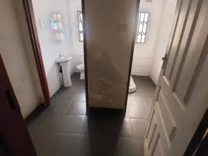 5 Bedroom House to Rent in Zimre Park