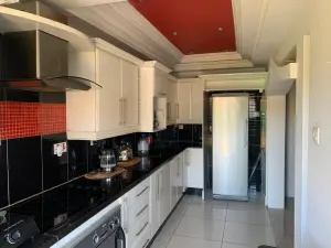 Townhouse/Cluster to Rent in Mount Pleasant