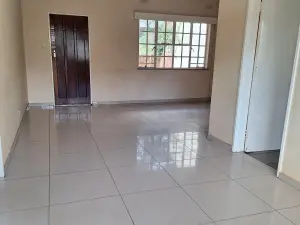 Cottage/Garden Flat to Rent in Avondale